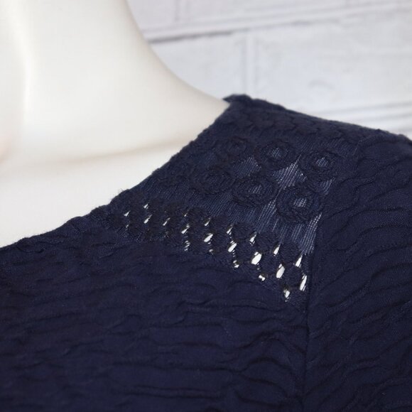 💙✨🧵 Kim Rogers Blouse · Navy Classic · Size L - Picture 4 of 6